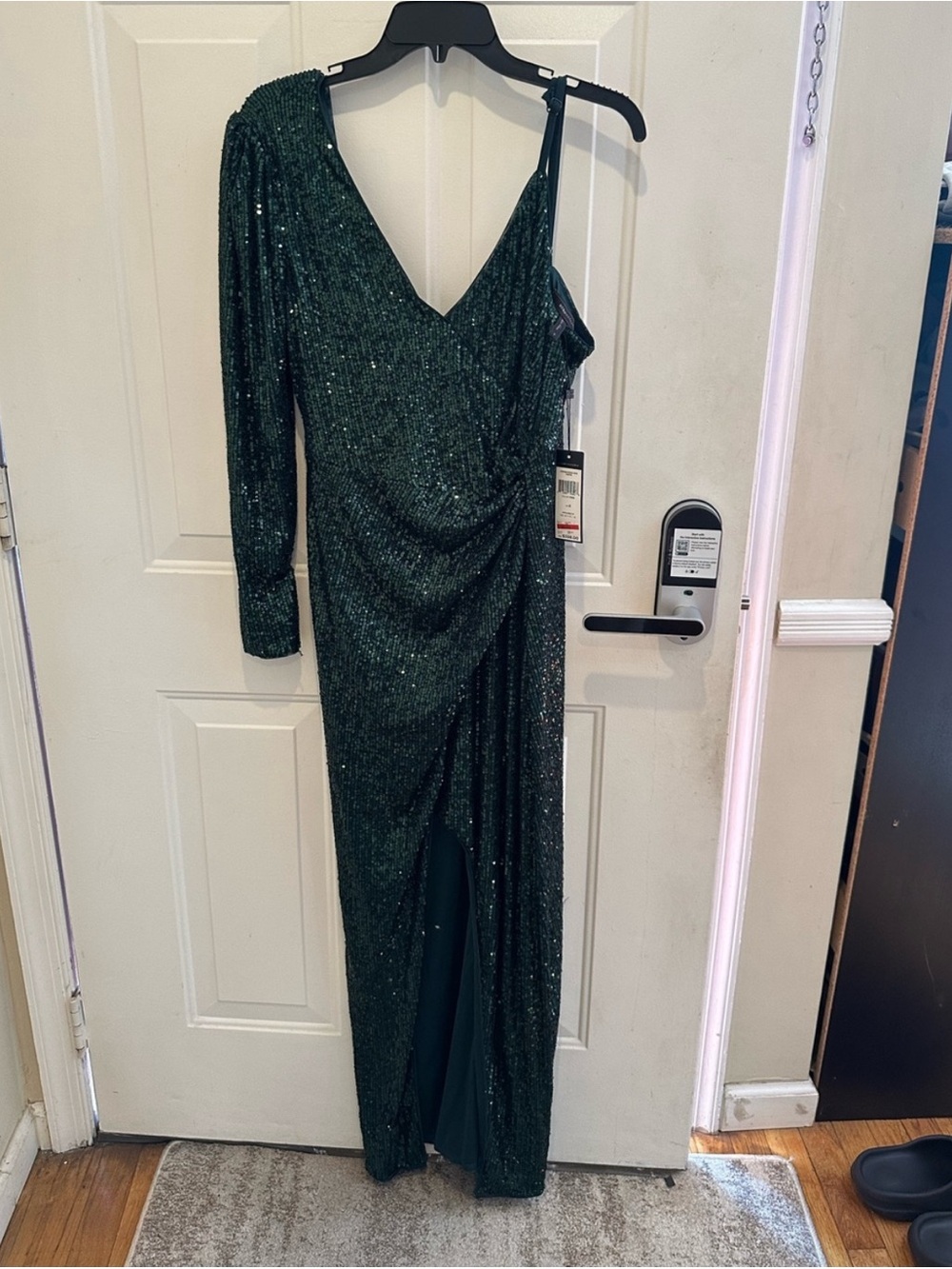 BCBGMaxAzria Emerald Green One-Shoulder Sequin Maxi Dress